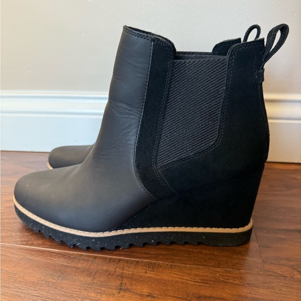 Toms Sutton Black Wedge Ankle Boots-Like New-Size 11 - Picture 3 of 14